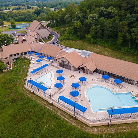 Quiet Home Minutes From Lake Galena & Eagle Ridge Bagian luar foto